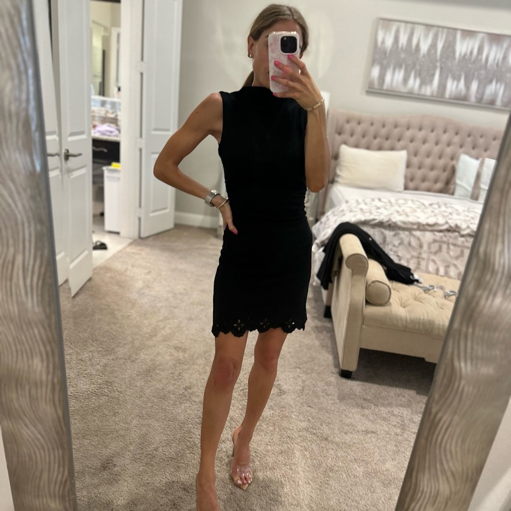 Elegant Black Sleeveless Dress